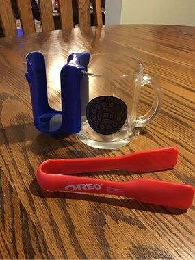OREO Red Cookie Tongs with Blue Stand and Glass Mug - Branded Kitchen Set
